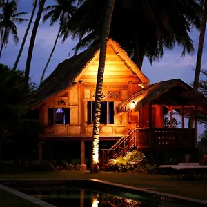 Bon Ton Antique Wooden Villa Pantai Cenang (Langkawi)